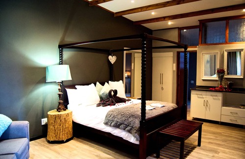 Newcastle Cabin | Grey Goose Game Lodge
