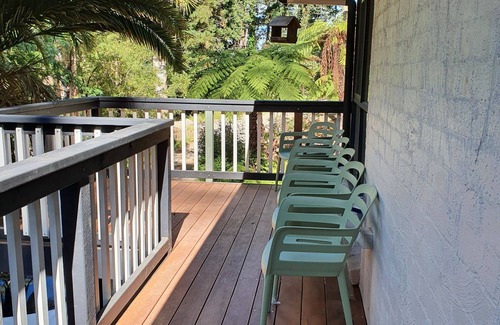 Tecoma House | Grey Gum Getaway. Close to Puffing Billy & the wedding venues of the Dandenongs