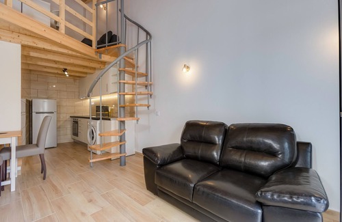 Almadena House | Grey house almadena
