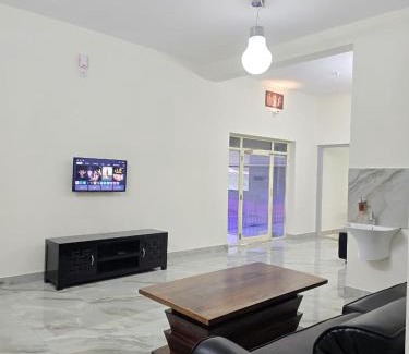 Kunduvara House | Grey Oasis