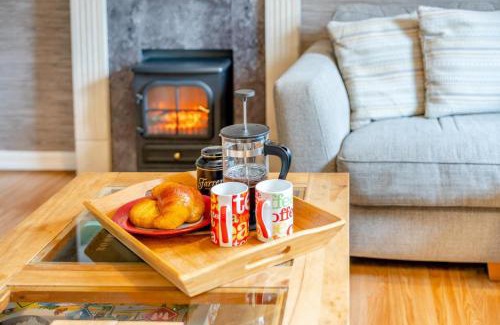 Kendal House | Greyhound Cottage