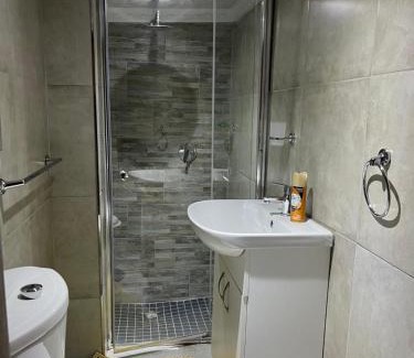 Pietermaritzburg House | Greyhouse Lodge