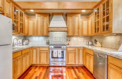 Rio Dell Apartment | Greyland Getaway on the Eel River