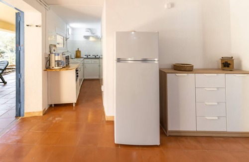 Llanca Apartment | Grifeu 15 - Small apartment with patio