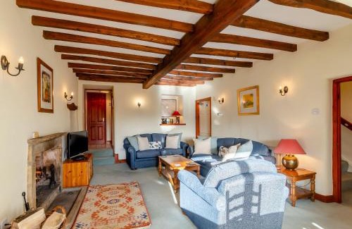 Leyburn House | Griff Head Cottage