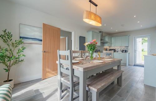 St. Columb Major House | Griffin's Rest - Parking, Countryside views