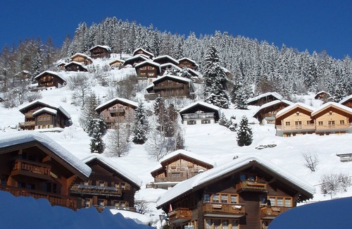 Grimentz Ski Chalet | Grimentz - charming chalet - sleeps 13 in 7 bedrooms