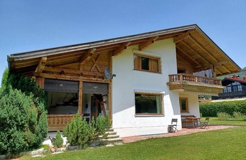 Blindau House | Großes Ferienhaus für bis zu 8 Personen 200qm