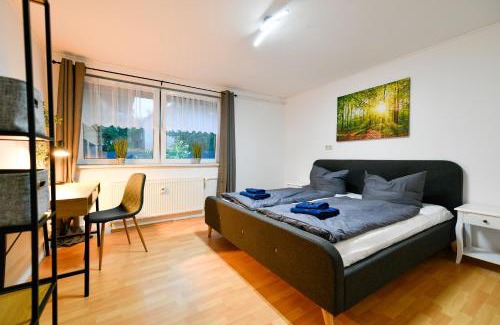 Gallinchen Apartment | Großes Spree Apartment, 3 Schlafzimmer bis 10 Personen, 4x KfZ Parkplatz, Terrasse, Waschtrockner, Wlan, Netflix