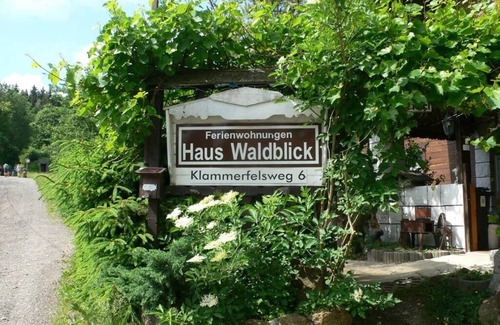 Herzogau Apartment | Großzügige Ferienwohnung mit Balkon und wunderbarem Bergblick