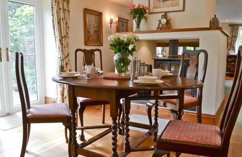 Westleigh House | Grooms Cottage