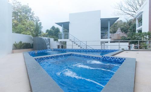Manoc-Manoc Hotel | Grospe Resort Boracay