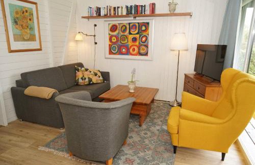 Damp House | Grosses Grundstueck fuer die ganze Familie