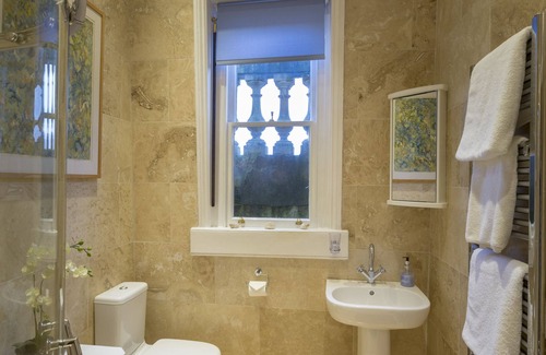 Bath Bed & Breakfast | Grosvenor Villa