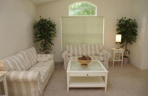 Westridge House | Grosvenor Villa TM148