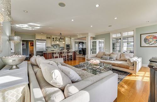 Groton House | Groton Home < 1 Mi to Beach on Long Island Sound!