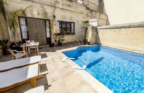 Gharb House | Grotto 's Paradise CALYPSO ROOM