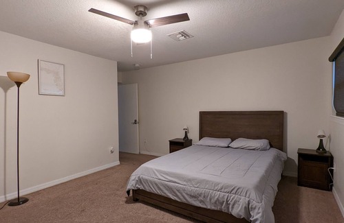 Bayou Oaks Apartment | Ground Floor 3B 3B Apartment with Disney, Netflix, Hulu, & ESPN