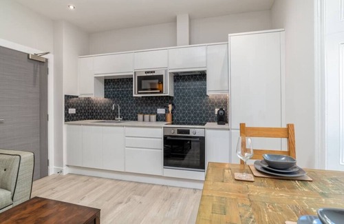 Aberdeen West End Apartment | Ground Floor - Albyn Area