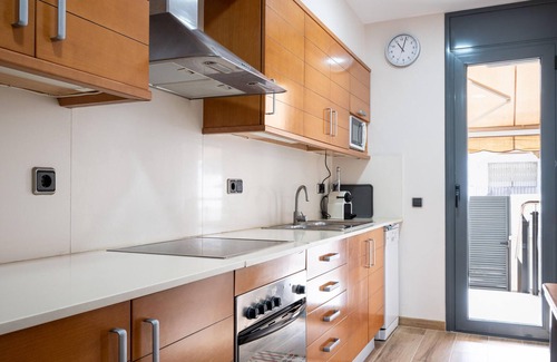 Torredembarra Apartment | Ground Floor Apartment with WiFi, AC, Terrace, Pool, and Parking near Beach