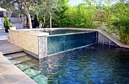 Okrug Donji Apartment | Ground floor apartment with a private pool