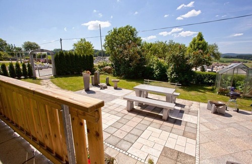 Waldmuenchen Apartment | Ground floor bay window apartment (100 sqm) with south-facing balcony and infrared sauna