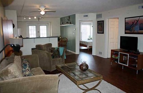 Burlington Condo | Ground Floor Condo Between Toronto And Niagara Falls
