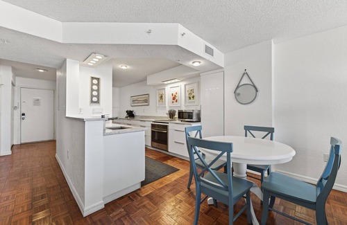 Seawinds Condo Condo | Ground floor direct oceanfront condo with a private poolside balcony and garage parking