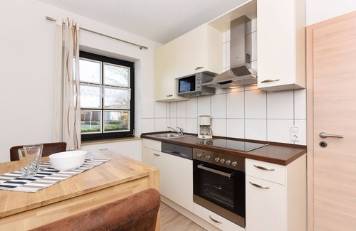 Carolinensiel Apartment | Ground floor, free wifi, bed linen included, top location,