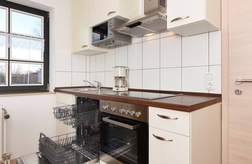 Carolinensiel Apartment | Ground floor, free wifi, bed linen included, top location,