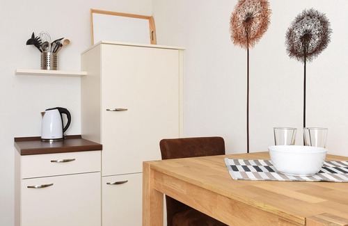 Carolinensiel Apartment | Ground floor, free wifi, bed linen included, top location,