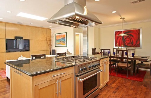 Venice House | Ground Floor In Venice Near The Beach 3 Bedroom Home by RedAwning