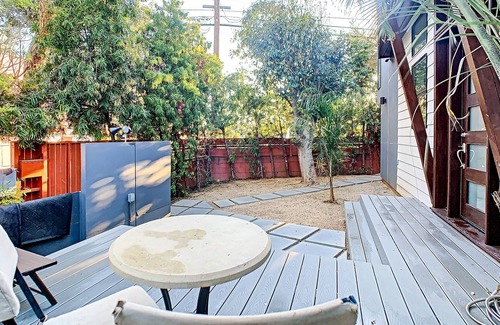 Venice House | Ground Floor In Venice Near The Beach 3 Bedroom Home by RedAwning