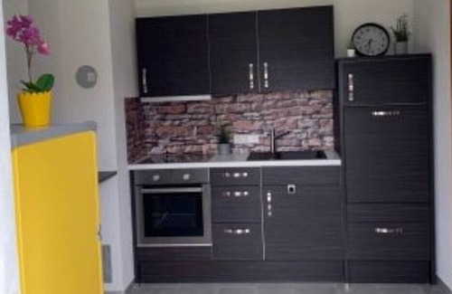 Andel Apartment | GROUND FLOOR, meadow+fence=all single use, dogs welcome