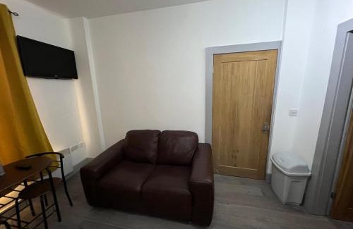 Warrington Apartment | Ground Floor Two Bed Cairo Street
