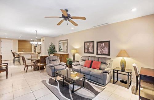 Coco Apartment | Ground-Floor Unit in Front of Lazy River Pool at Pacifico in Coco