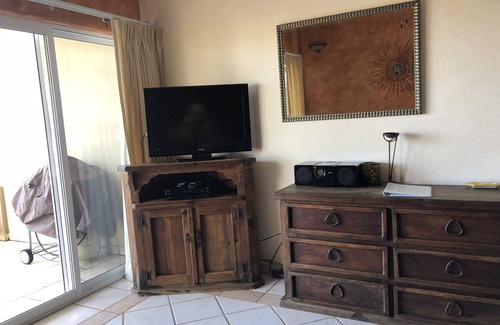 San Jose del Cabo Condo | Ground Level, On The Beach In Front of 4 surf breaks
