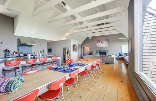 Newbury House | Group-Friendly Newbury Stunner: Home Gym, Hot Tub!