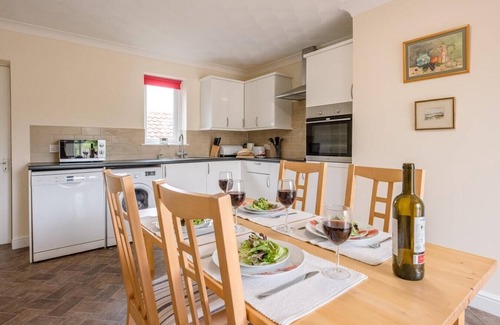 Woodbridge Apartment | Grove Farm Annexe WITH SWIMMING POOL, DALLINGHOO