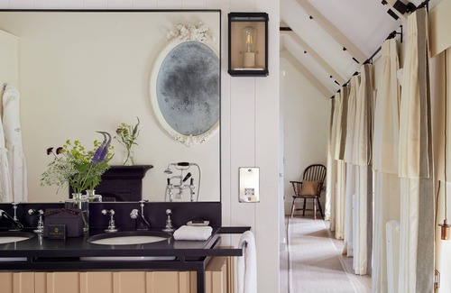 Molleston Hotel | Grove of Narberth