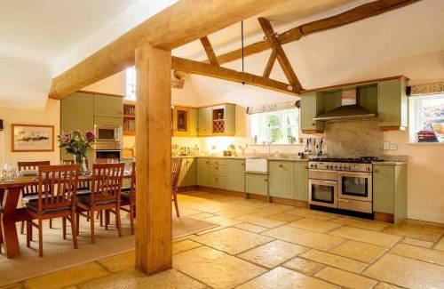 Chipping Campden House | Groves Barn at Norton Grounds