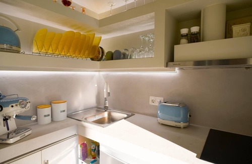 Skiathos Apartment | Gruccio Red Studio - A Sunny Skiathos Gem