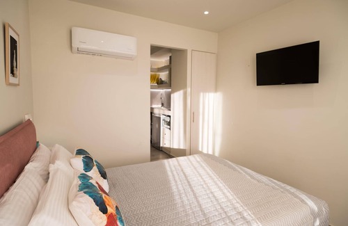 Skiathos Apartment | Gruccio Red Studio - A Sunny Skiathos Gem
