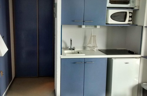 Port Rive Gauche Apartment | Gruissan 2 room apartment Sea view 15m from Grazel beach