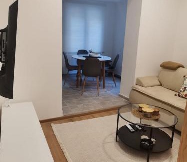 Kosancicev Venac Apartment | Grujo Apartment