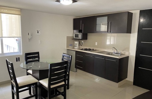 Miguel Hidalgo Apartment | Grupo Kings Suites Chimborazo