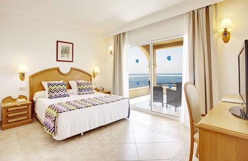 Santa Eulalia del Rio Hotel | Grupotel Santa Eulària & Spa - Adults Only