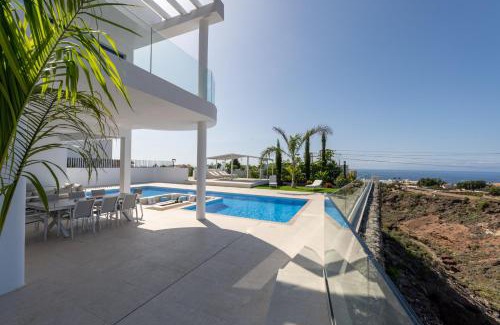 Adeje Villa | GS Luxury Villa Andrea, quiet luxury, sunset with sea views
