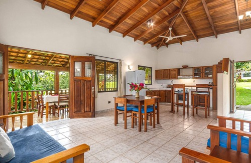 Junquillal Hotel | Guacamaya Lodge