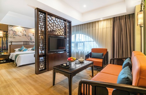 Liwan Hotel | Guangdong Victory Hotel - Free shuttle bus to exhibition center during Canton Fair
